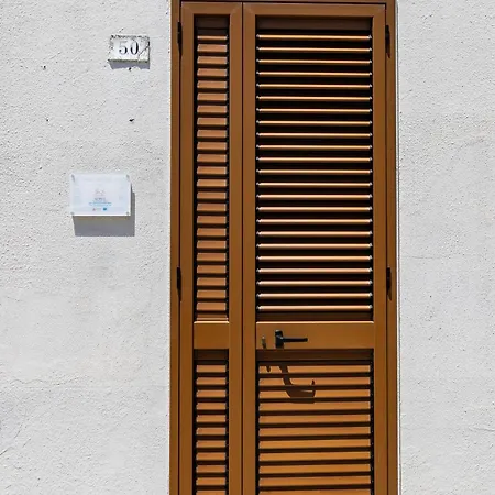 Gioli Matino